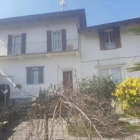 بيت ضيافة La Casa Di Pietro